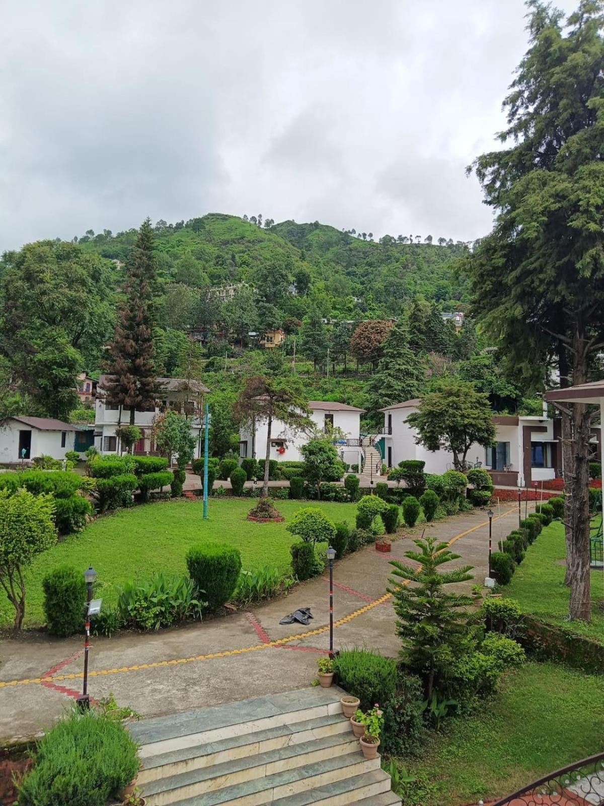 Shikha Resort Ewentbliz Bhimtal Exterior photo