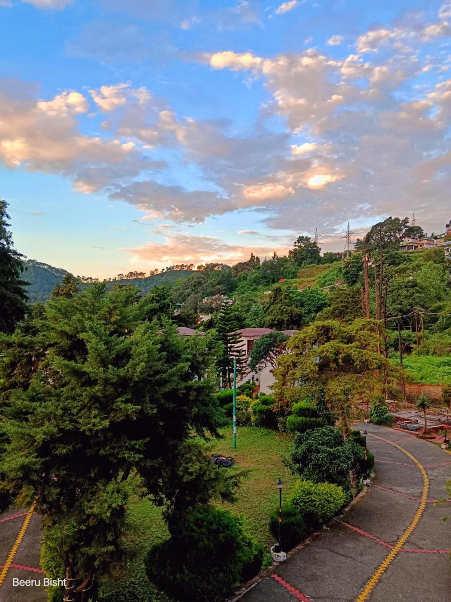 Shikha Resort Ewentbliz Bhimtal Exterior photo