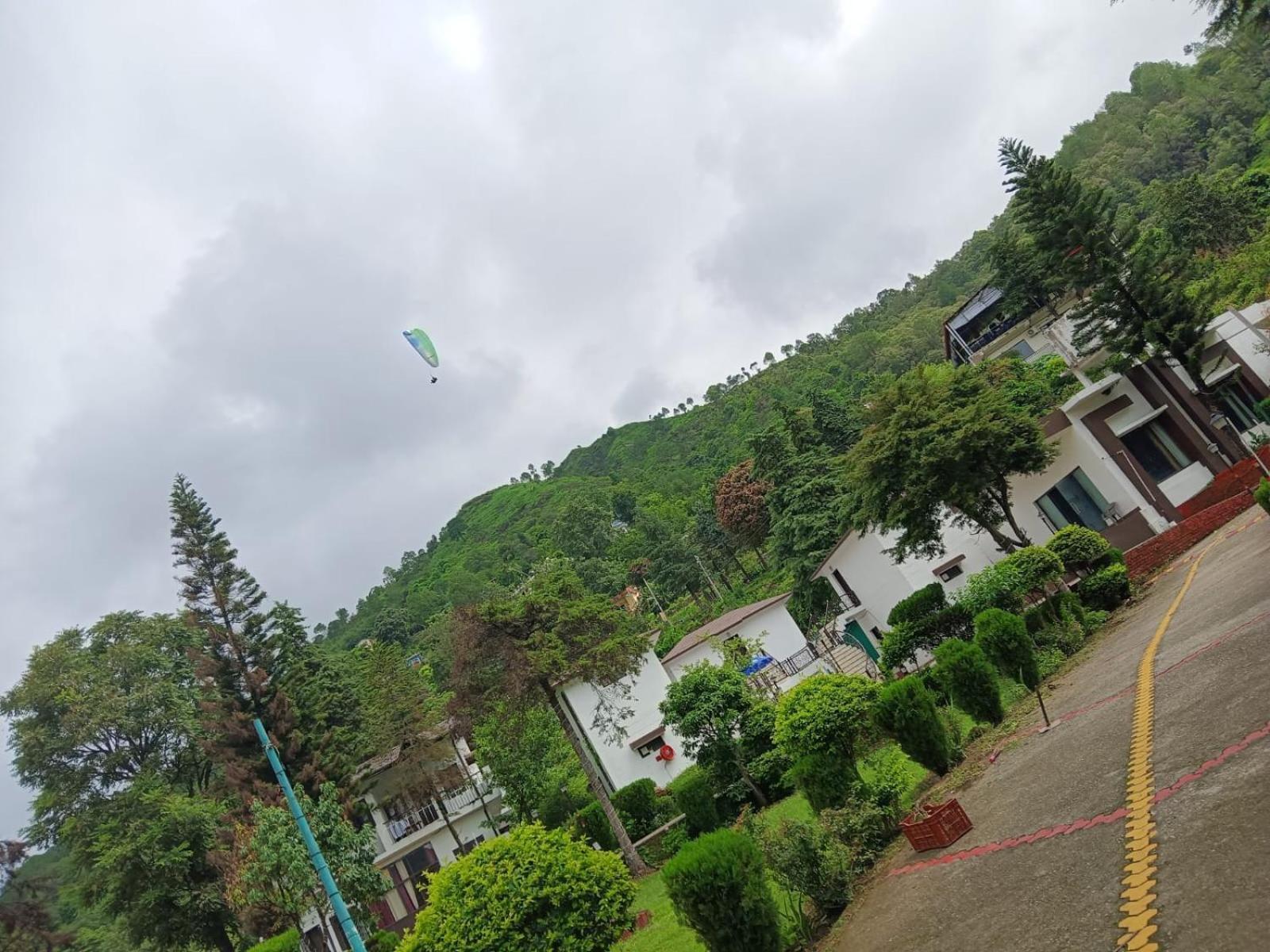 Shikha Resort Ewentbliz Bhimtal Exterior photo