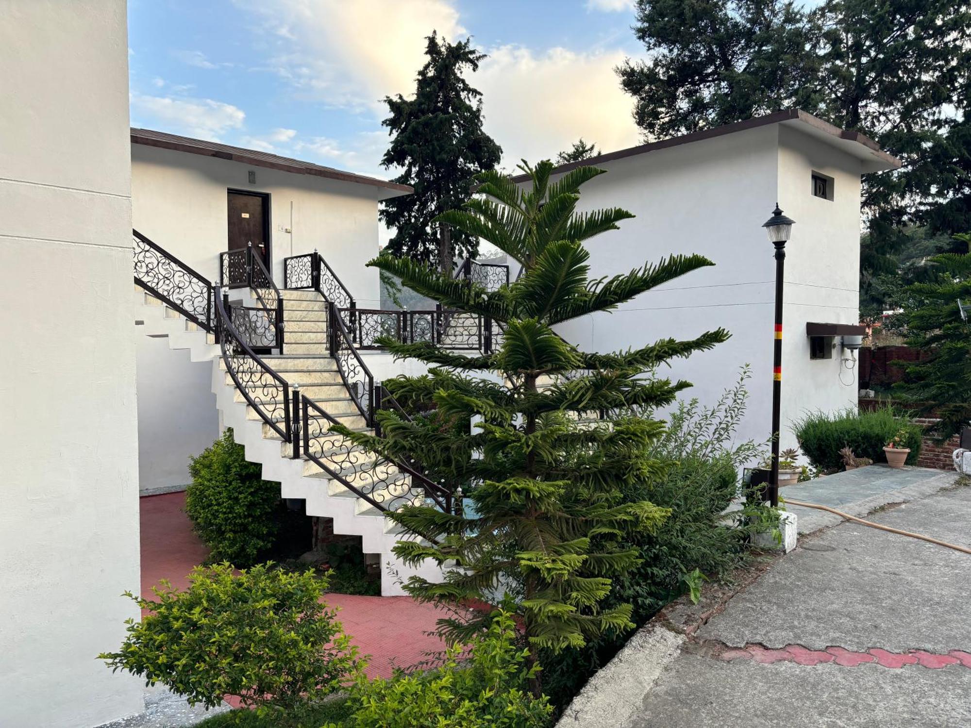 Shikha Resort Ewentbliz Bhimtal Exterior photo